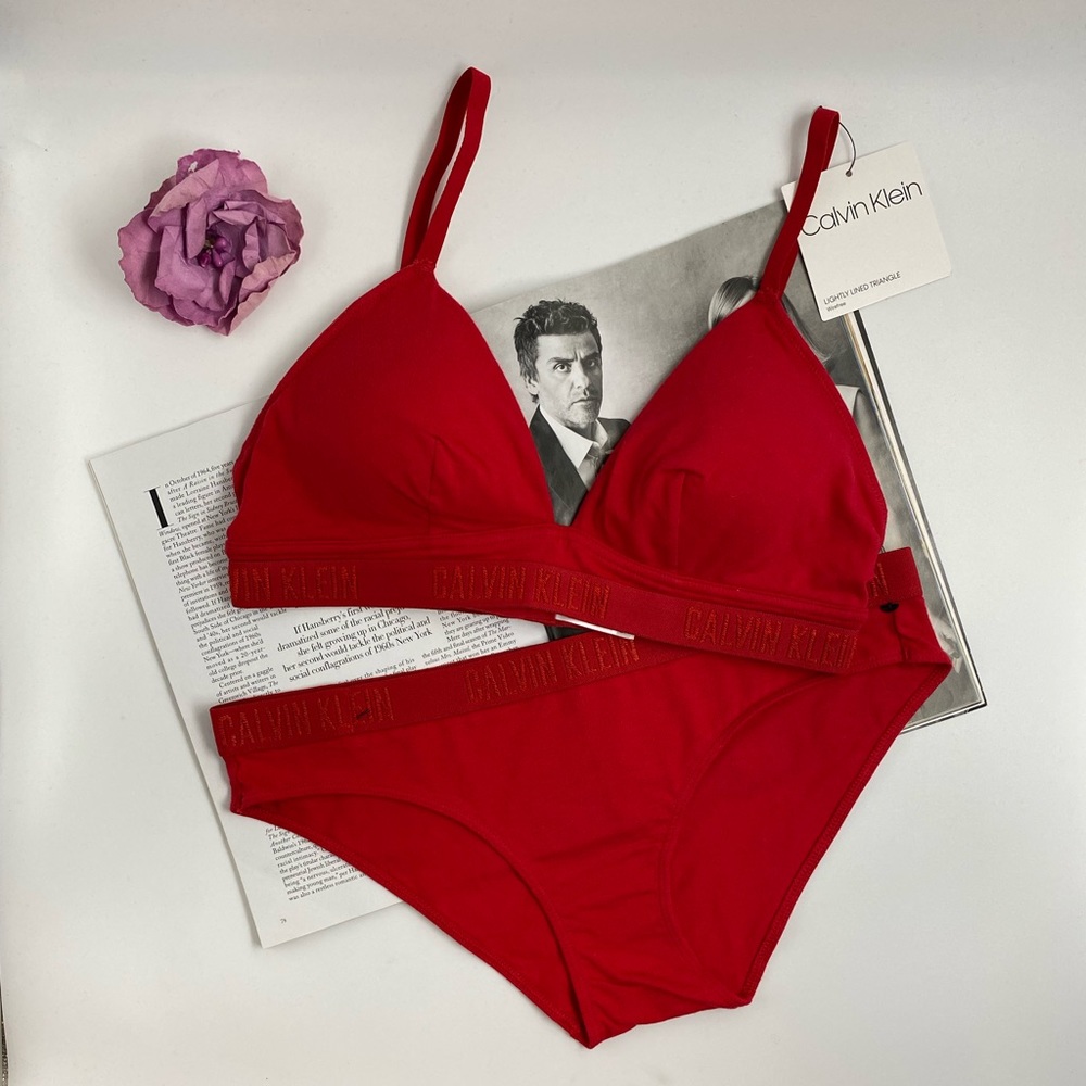 NEW Calvin Klein Lightly lines monochrome Bralette Bikini set